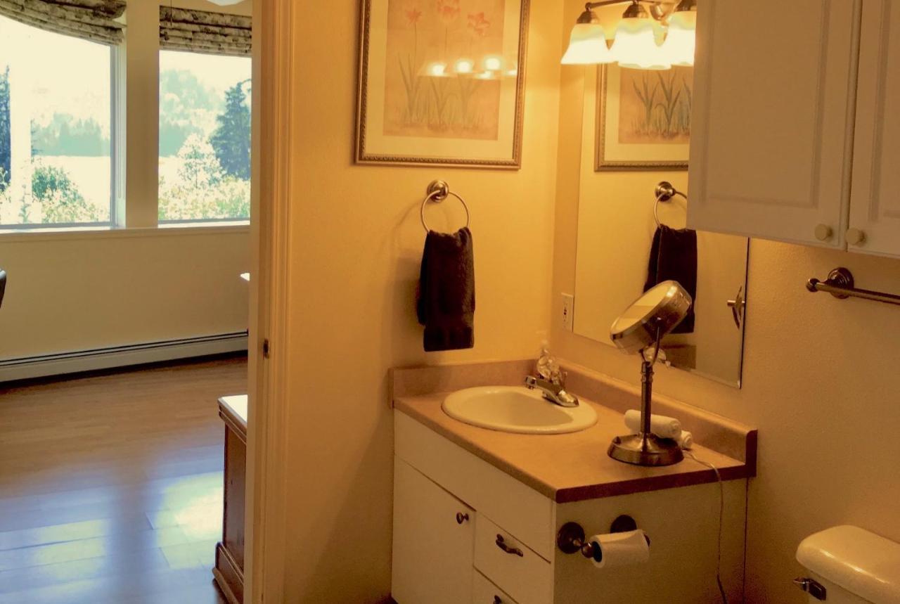 Kelli Creek Cottage - Reduced Price On Tours Juneau Exterior photo